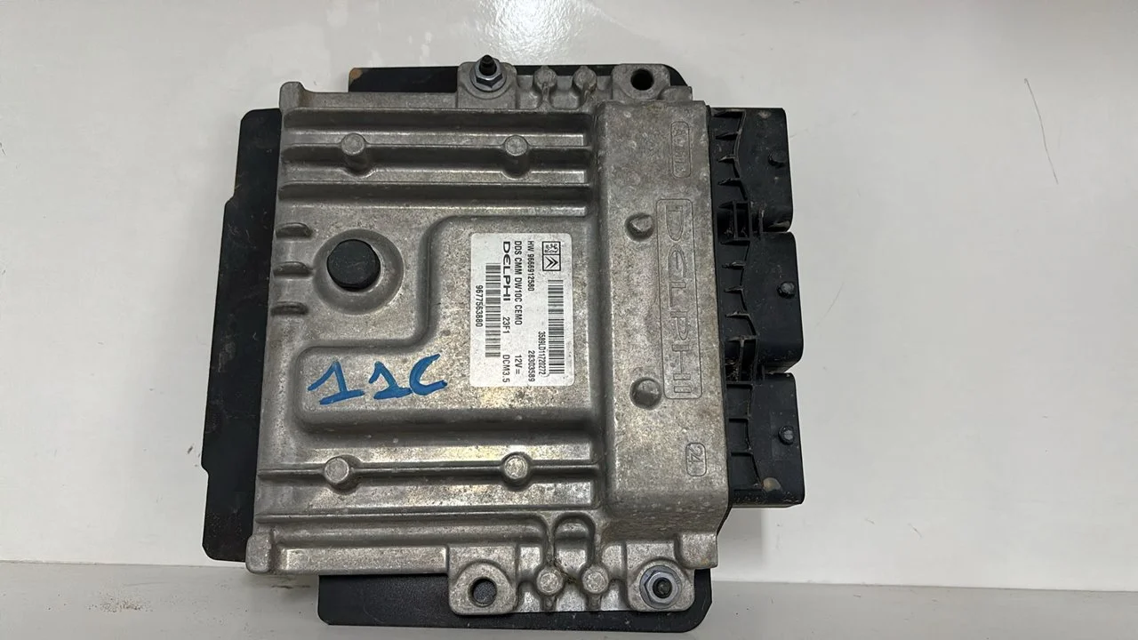 Foto de CENTRALITA MOTOR UCE CITROEN C4 PICASSO 2.0 HDi FAP (150 CV / 110 KW) referencia 9677563880