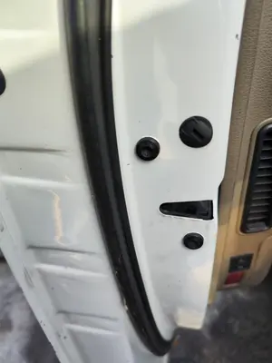 Foto de CERRADURA PUERTA DELANTERA IZQUIERDA AUDI Q7 (4L) 3.0 V6 24V TDI (233 CV / 171 KW)