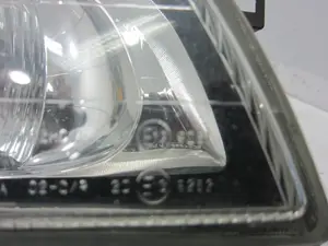 Foto de FARO DERECHO NISSAN ALMERA (N15) 2.0 Diesel (75 CV / 55 KW) referencia E139261 foto 3