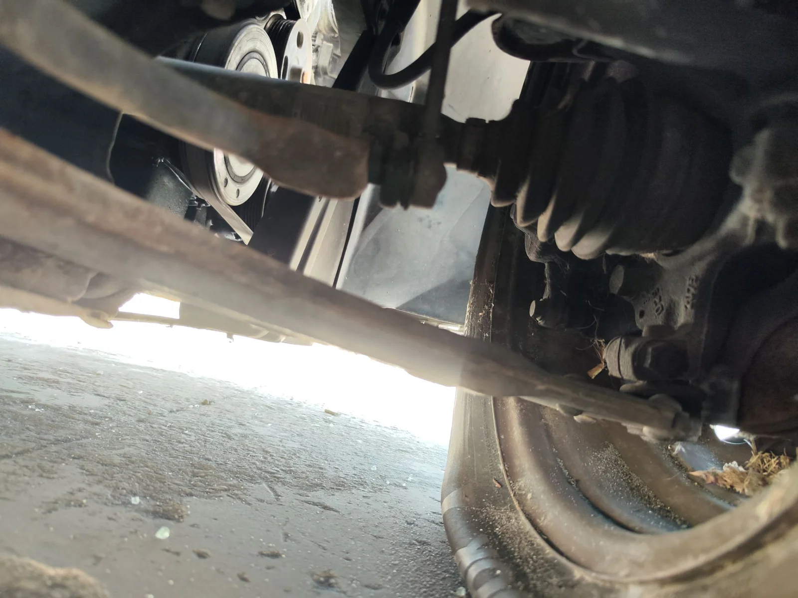 Foto de TRANSMISION DELANTERA DERECHA OPEL CORSA D 1.3 16V CDTI (75 CV / 55 KW) referencia 13150503