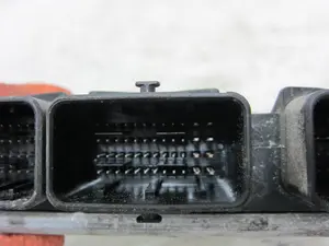 Foto de CENTRALITA MOTOR UCE PEUGEOT 206 2.0 HDi CAT (90 CV / 66 KW) referencia 9642013980 foto 4