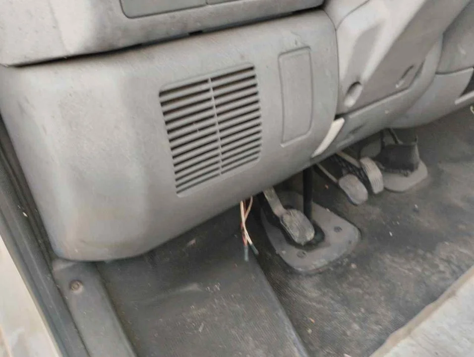 Foto de CAJA RELES / FUSIBLES FIAT DUCATO II CAMIÓN 2.8 JTD (146 CV / 107 KW)
