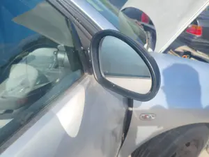 Foto de RETROVISOR DERECHO SEAT IBIZA (6L1) 1.4 16V (75 CV / 55 KW) foto 2
