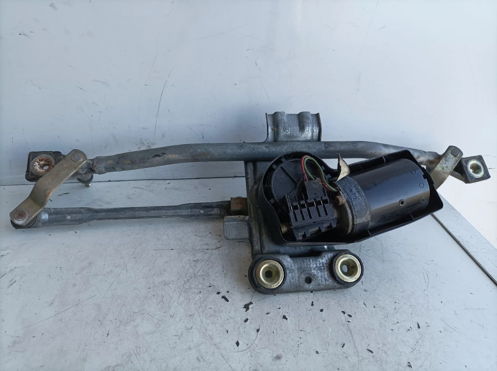 Foto de MOTOR LIMPIA DELANTERO FORD KA (CCQ) referencia 0390241136CHP