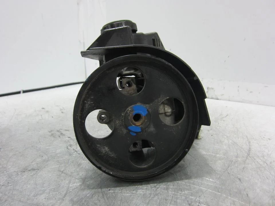 Foto de BOMBA DIRECCION PEUGEOT 206 SW referencia 9631411580