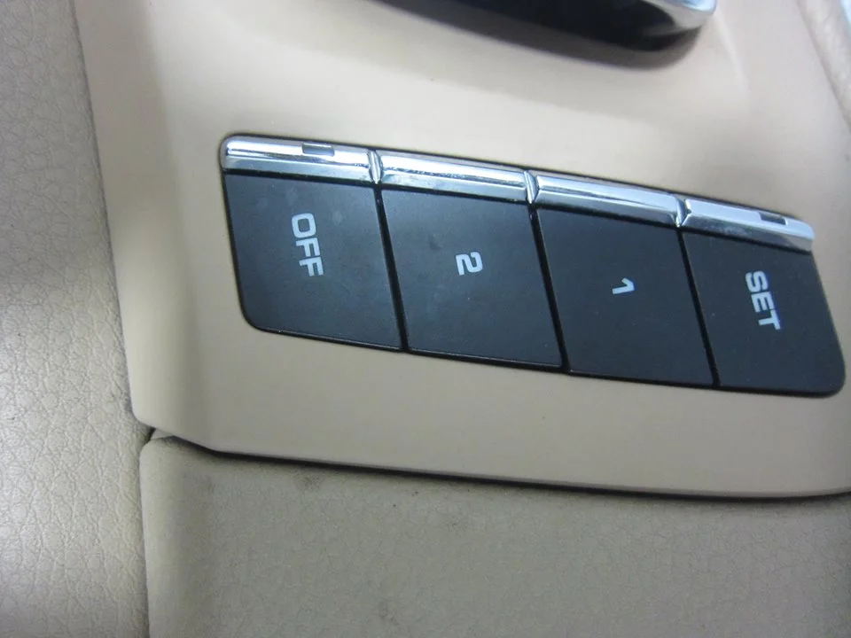 Foto de MANDO MULTIFUNCION PORSCHE CAYENNE (TIPO 92A) 4.8 V8 CAT (400 CV / 294 KW)