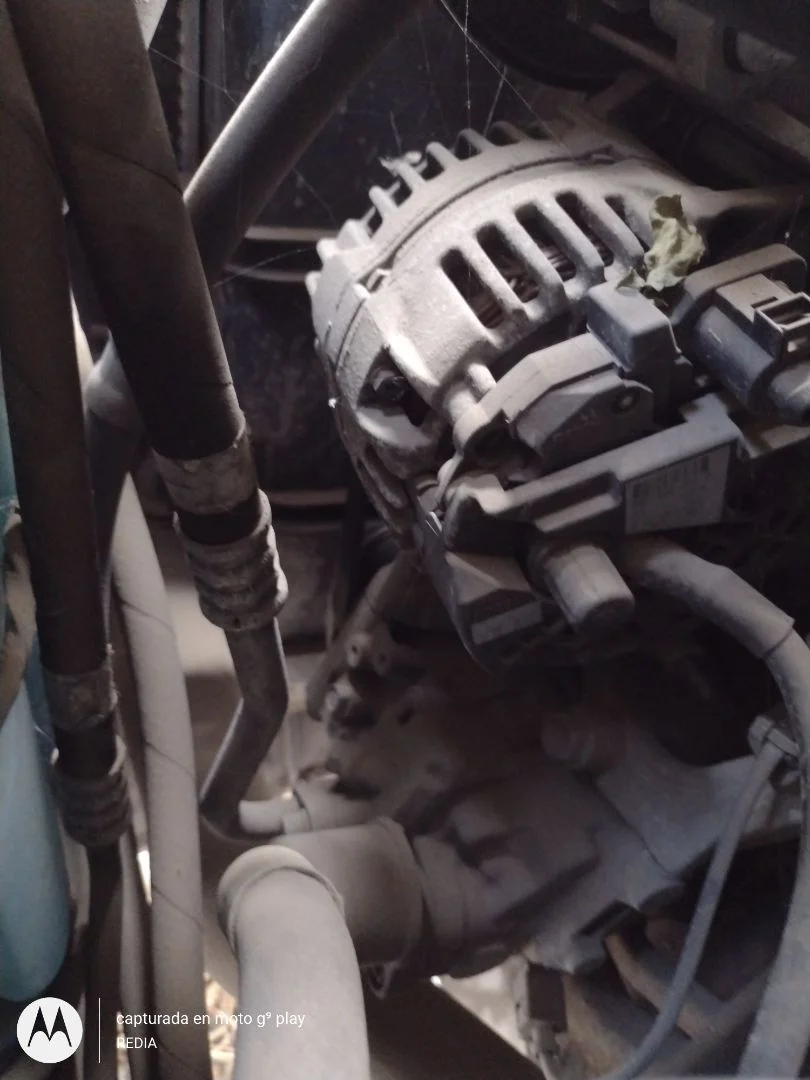 Foto de ALTERNADOR VOLKSWAGEN CRAFTER FURGÓN (2E) 2.5 TDI DPF (109 CV / 80 KW) referencia 06F903023E