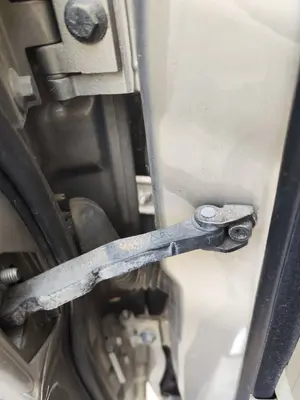 Foto de RETENEDOR PUERTA VOLVO S80 BERLINA 2.4 Diesel (131 CV / 96 KW)