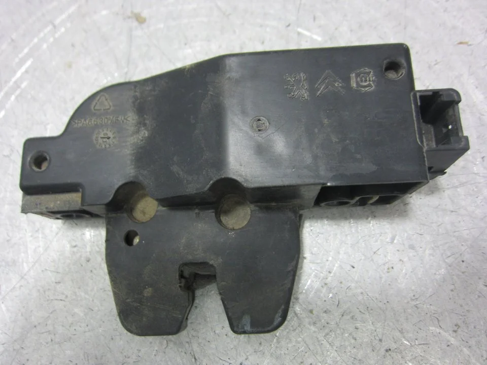 Foto de CERRADURA MALETERO / PORTON PEUGEOT 307 BREAK / SW (S1)(04.2002) 2.0 HDi FAP CAT (107 CV / 79 KW) referencia 9646091580