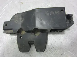 Foto de CERRADURA MALETERO / PORTON PEUGEOT 307 BREAK / SW (S1)(04.2002) 2.0 HDi FAP CAT (107 CV / 79 KW) referencia 9646091580