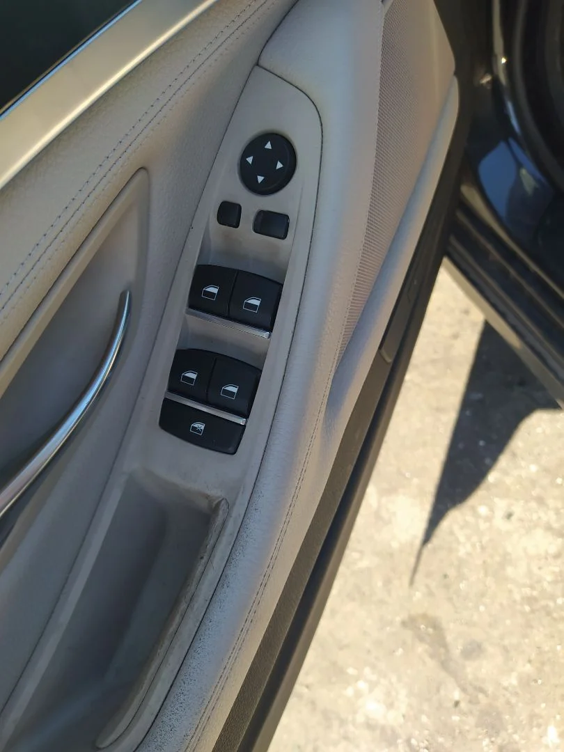 Foto de MANDO ELEVALUNAS DELANTERO IZQUIERDO BMW SERIE 5 TOURING (F11) 2.0 Turbodiesel (218 CV / 160 KW)