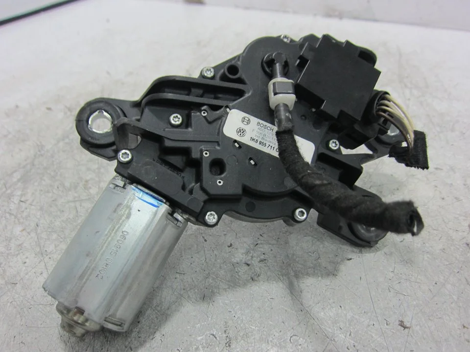 Foto de MOTOR LIMPIA TRASERO VOLKSWAGEN GOLF V (1K1)(10.2003) 2.0 TDI (140 CV / 103 KW) referencia 1K6955711C