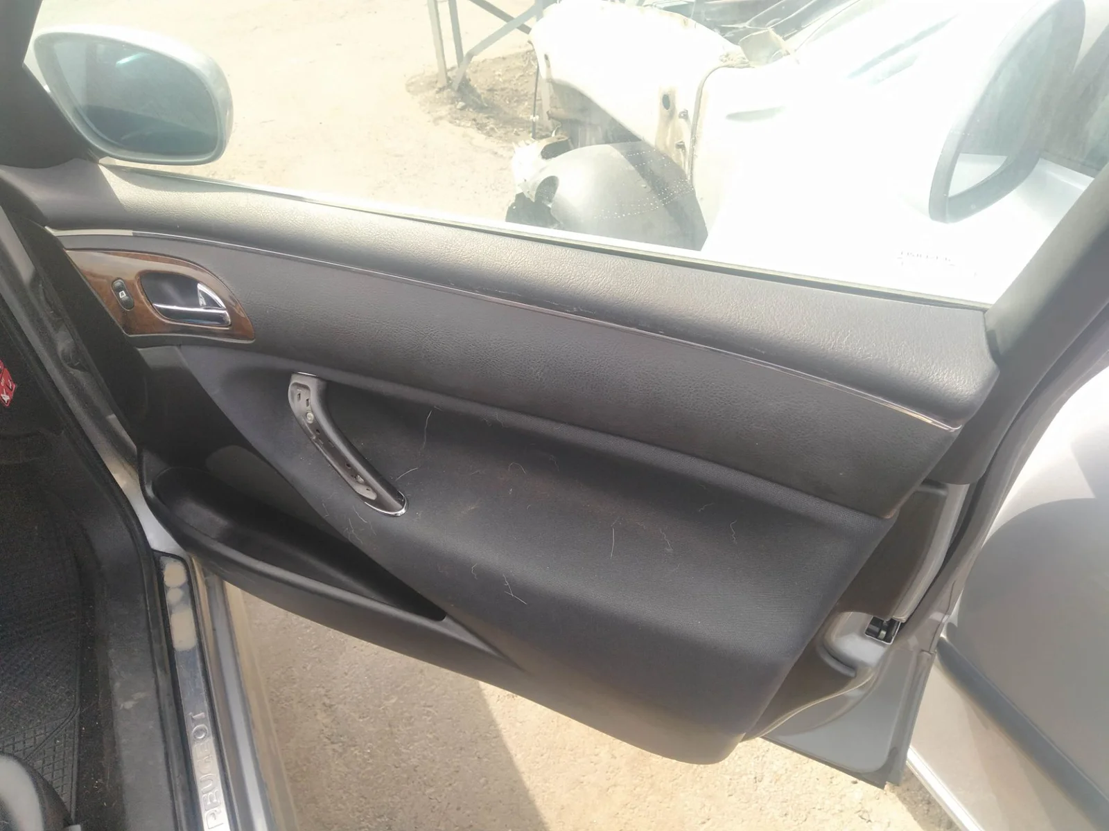 Foto de MANETA INTERIOR DELANTERA DERECHA PEUGEOT 607 (S1)(12.2000) 2.2 (158 CV / 116 KW)