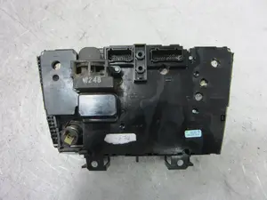 Foto de MANDO CLIMATIZADOR VOLVO XC70 2.4 Diesel CAT (163 CV / 120 KW) referencia 8691950 foto 4
