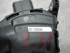 Foto de POTENCIOMETRO PEDAL AUDI A7 SPORTBACK (4GF) referencia 8K1723523A foto 5