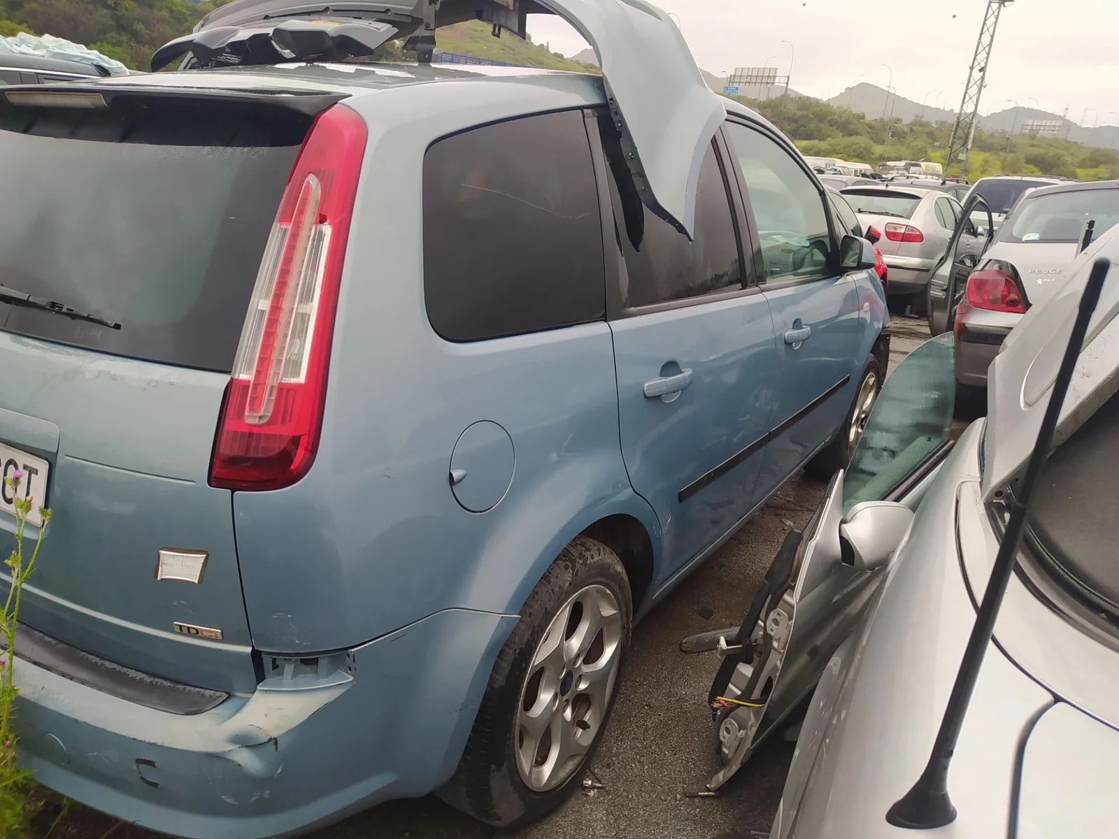 Foto de PUERTA TRASERA DERECHA FORD C-MAX (CB3)(2007) 1.8 TDCi Turbodiesel CAT (116 CV / 85 KW) referencia 1496875