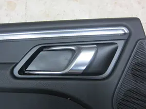 Foto de MANETA INTERIOR TRASERA IZQUIERDA PORSCHE MACAN (95BA) referencia 95B837019 foto 1