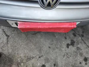 Foto de REFUERZO PARAGOLPES DELANTERO VOLKSWAGEN GOLF IV BERLINA (1J1)(10.1997) 1.9 TDI (131 CV / 96 KW)