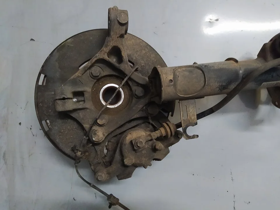 Foto de MANGUETA DELANTERA IZQUIERDA OPEL ASTRA J BERLINA 5P 1.7 16V CDTI (110 CV / 81 KW) referencia 13319482