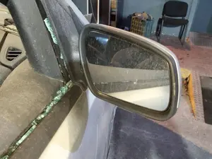 Foto de RETROVISOR DERECHO FORD FOCUS SPORTBREAK (CAP) 1.6 TDCi CAT (90 CV / 66 KW) referencia 1510871 foto 3