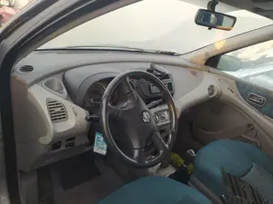 Foto de SALPICADERO NISSAN ALMERA TINO (V10M) 2.2 dCi Diesel CAT (112 CV / 82 KW) referencia 68200BU700
