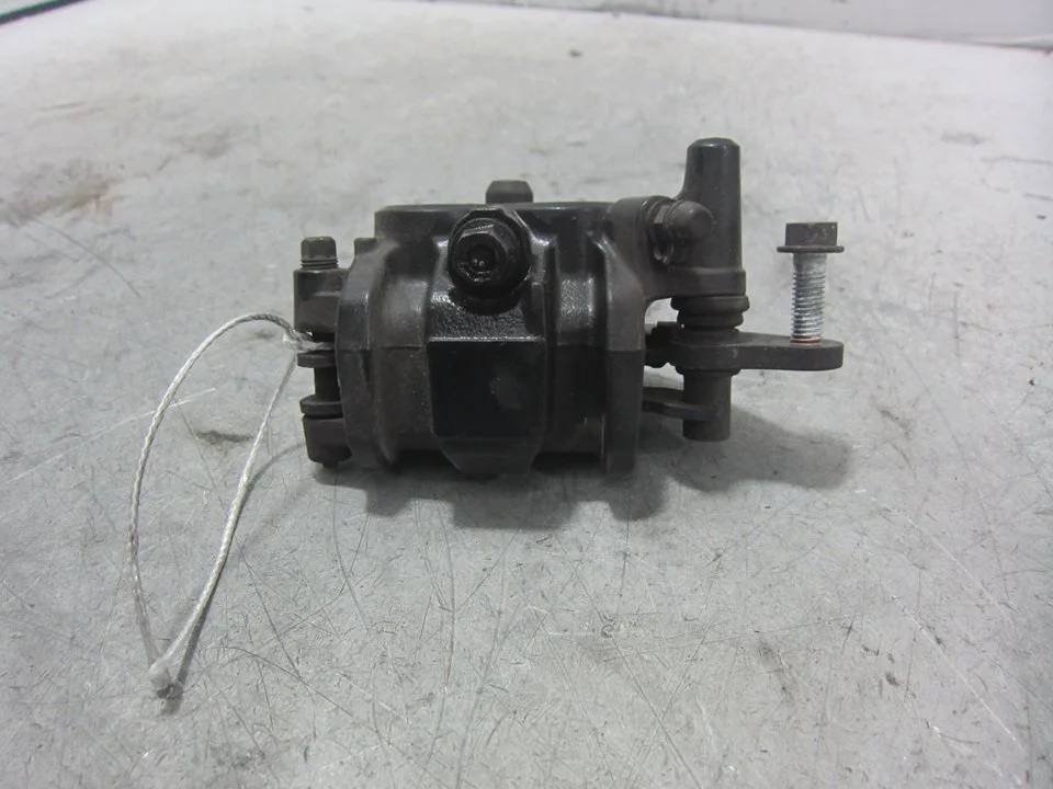 Foto de PINZA DE FRENO DELANTERA IZQUIERDA HONDA PCX 125 125 cm3 - 9 kW (12 CV / 9 KW) referencia PCX125 JF64A