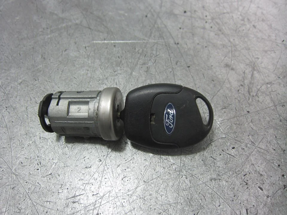 Foto de CONMUTADOR DE ARRANQUE FORD FUSION (CBK) 1.4 16V CAT (80 CV / 59 KW) referencia 4355452