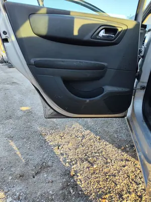 Foto de GUARNECIDO PUERTA TRASERA IZQUIERDA CITROEN C4 BERLINA 1.6 16V HDi FAP (109 CV / 80 KW)