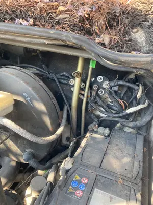 Foto de TUBOS AIRE ACONDICIONADO VOLKSWAGEN LT FURGÓN/COMBI 2.5 TDI (109 CV / 80 KW) referencia 2D0820730A
