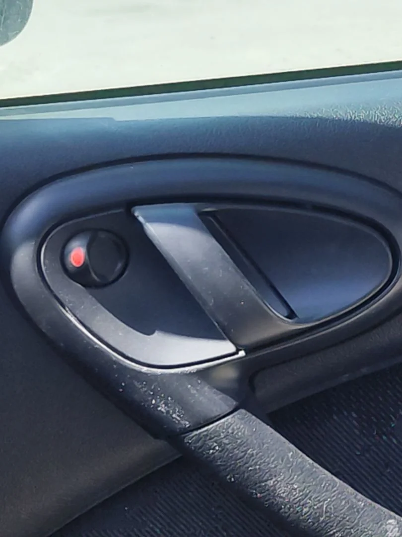 Foto de MANETA INTERIOR DELANTERA DERECHA CITROEN XSARA BERLINA 2.0 HDi CAT (RHY / DW10TD) (90 CV / 66 KW)