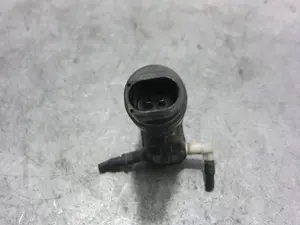Foto de BOMBA LIMPIA SEAT LEON (1P1) 1.9 TDI (105 CV / 77 KW) referencia 1K6955651 foto 3