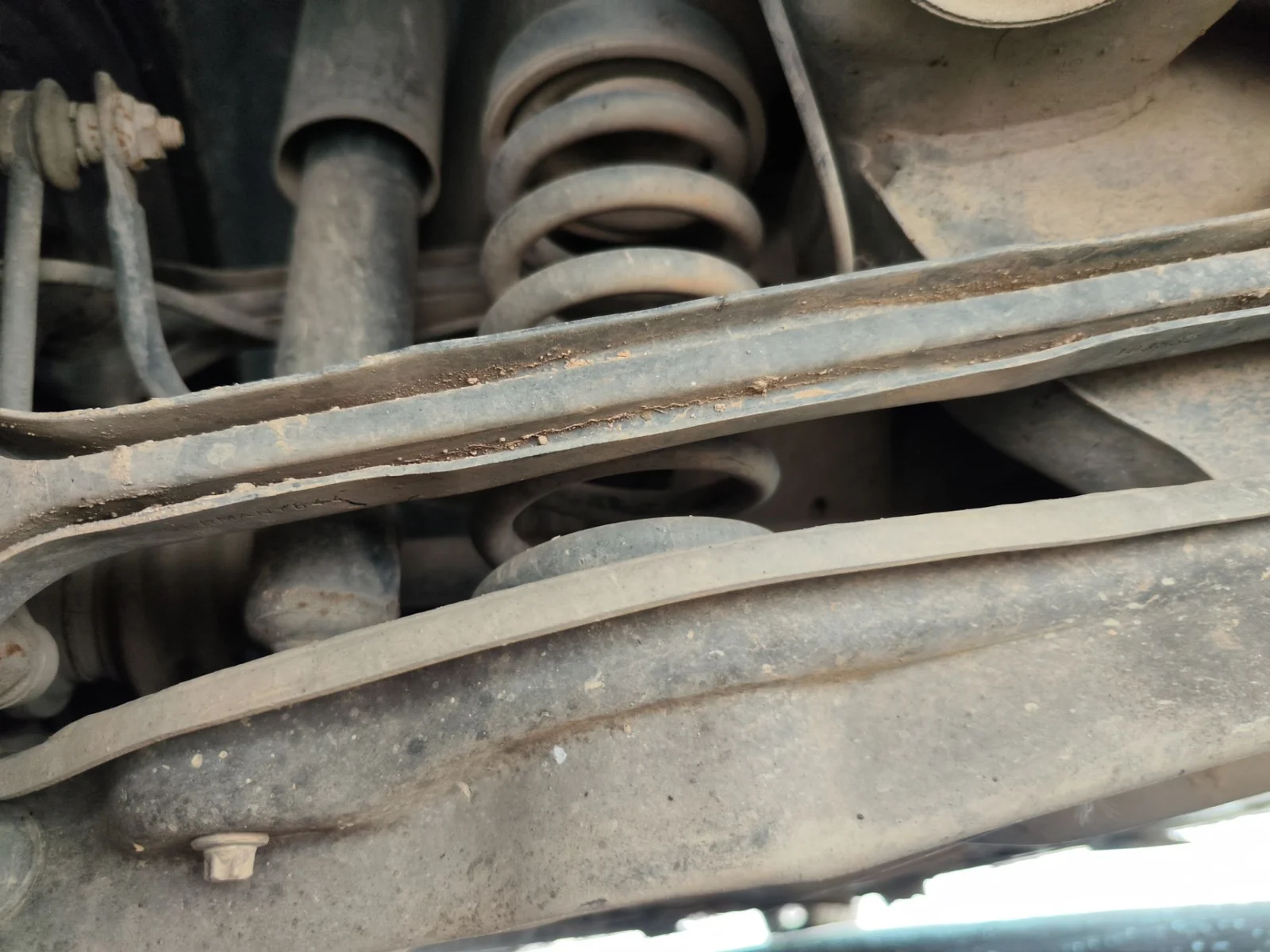 Foto de TRANSMISION TRASERA IZQUIERDA BMW SERIE 1 BERLINA (E81/E87) 2.0 16V Diesel CAT (122 CV / 90 KW)
