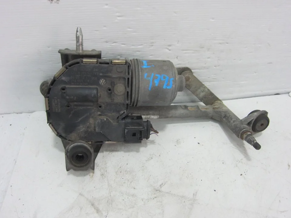 Foto de MOTOR LIMPIA DELANTERO VOLKSWAGEN TOURAN (1T1) 2.0 TDI (140 CV / 103 KW) referencia 1T0955119C