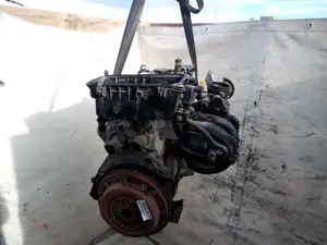 Foto de MOTOR COMPLETO TOYOTA AYGO (KGB/WNB) 1.0 CAT (68 CV / 50 KW) referencia 1KRB52 foto 18