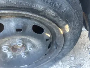 Foto de PINZA DE FRENO DELANTERA DERECHA SKODA FABIA COMBI (5J5) 1.4 TDI (80 CV / 59 KW) foto 2
