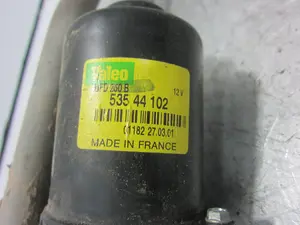 Foto de MOTOR LIMPIA DELANTERO CITROEN SAXO 1.5 Diesel (57 CV / 42 KW) referencia 53544102 foto 3