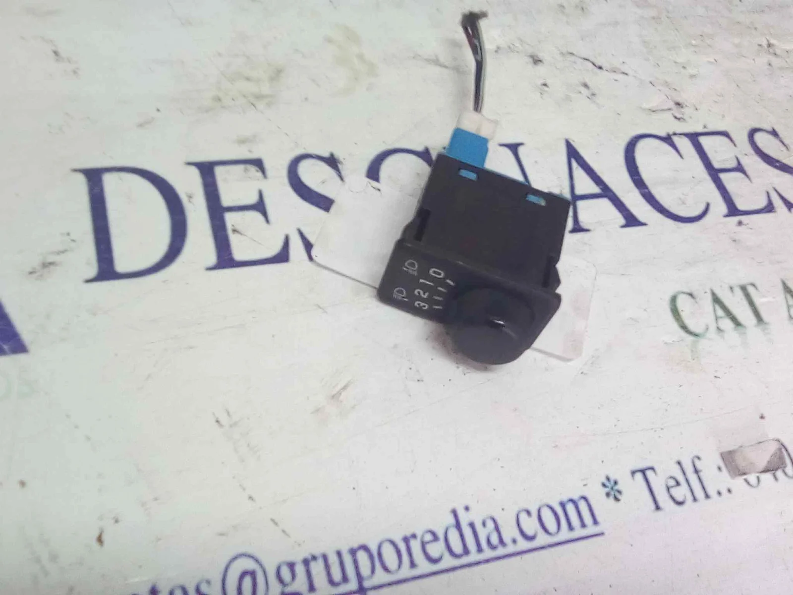 Foto de INTERRUPTOR NISSAN PRIMERA BERLINA (P12)