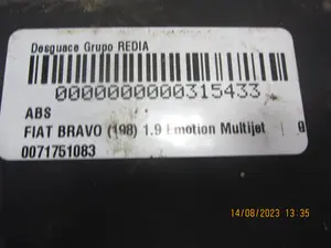 Foto de ABS FIAT II BRAVO (198) 1.9 8V JTD CAT (120 CV / 88 KW) referencia 07013121492 foto 2
