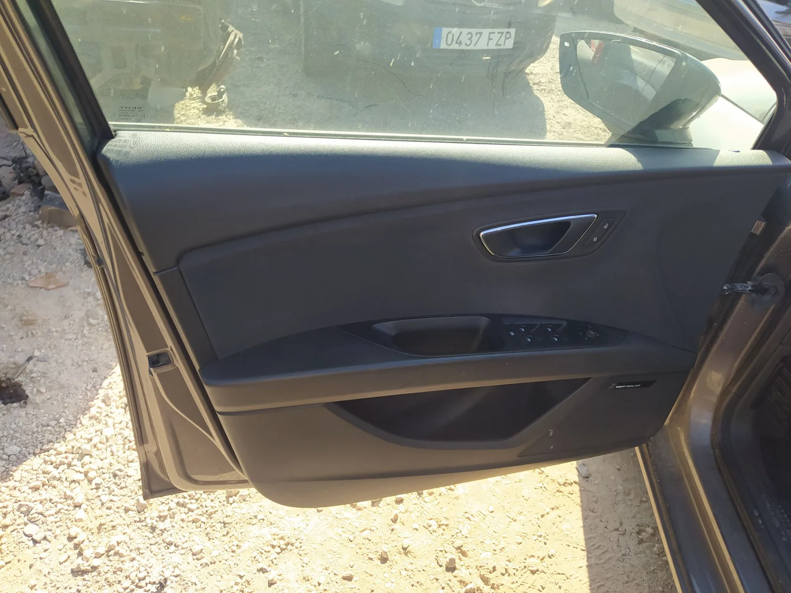 Foto de RETENEDOR PUERTA SEAT LEON ST 5F8 1.6 TDI (105 CV / 77 KW) referencia 5F4837203A