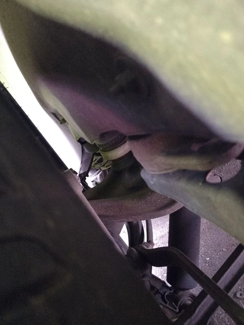Foto de AMORTIGUADOR TRASERO IZQUIERDO PEUGEOT 407 2.0 16V HDi FAP CAT (RHR / DW10BTED4) (136 CV / 100 KW)