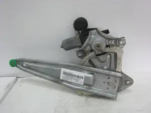 Foto de ELEVALUNAS TRASERO IZQUIERDO TOYOTA AURIS (E15) 1.4 Turbodiesel CAT (90 CV / 66 KW) referencia 857100D100 foto 4