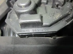 Foto de PILOTO TRASERO DERECHO SEAT LEON (1M1) 1.8 20V (125 CV / 92 KW) referencia 1M6945258 foto 4