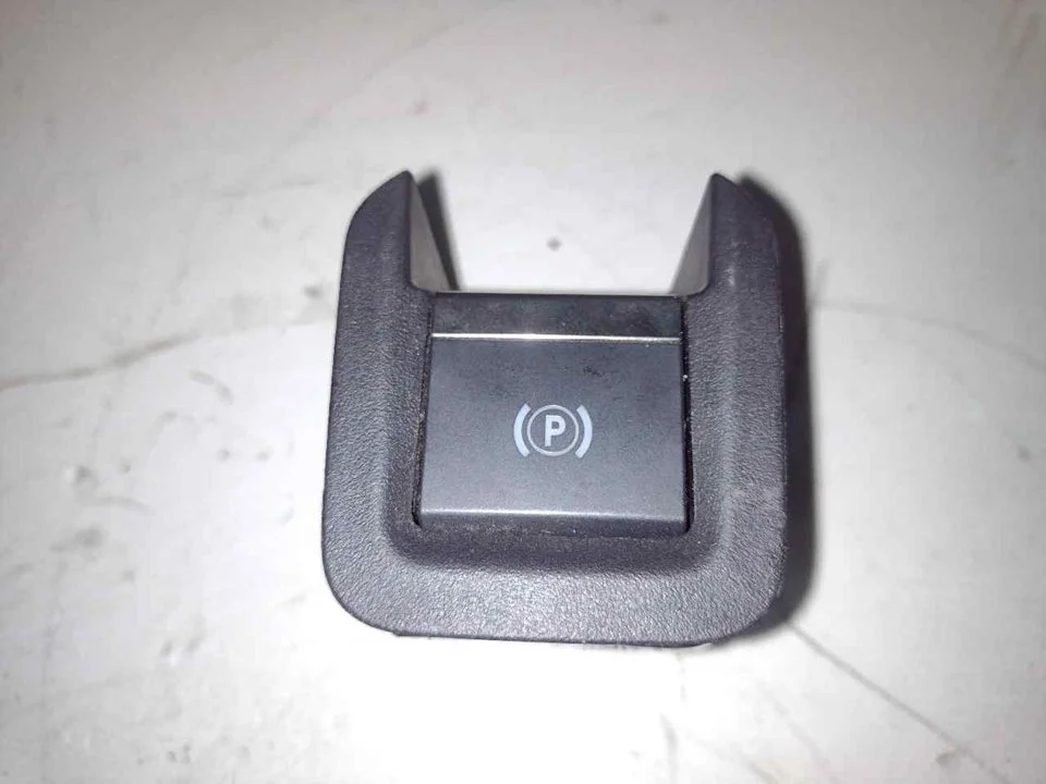 Foto de PALANCA FRENO PEUGEOT RIFTER 1.5 Blue-HDI FAP (131 CV / 96 KW) referencia 9813146377