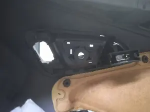 Foto de MANETA INTERIOR DELANTERA IZQUIERDA FORD FOCUS BERLINA (CEW) 1.0 EcoBoost CAT (125 CV / 92 KW) referencia 1857223 foto 2