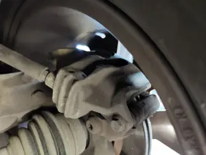 Foto de PINZA DE FRENO DELANTERA IZQUIERDA CITROEN XSARA PICASSO 1.6 16V HDi (90 CV / 66 KW) referencia 1617292080 foto 7