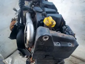 Foto de MOTOR COMPLETO RENAULT SCENIC III (JZ) referencia K9K832