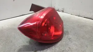 Foto de PILOTO TRASERO IZQUIERDO ALFA ROMEO GIULIETTA (191) 1.6 JTDM CAT (105 CV / 77 KW) referencia 5053613 foto 5