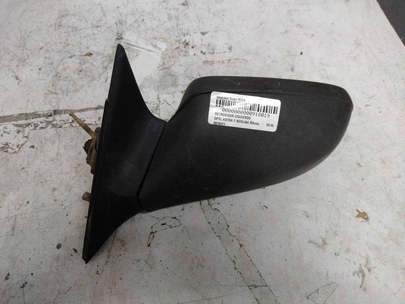 Foto de RETROVISOR IZQUIERDO OPEL ASTRA F BERLINA 1.6 (75 CV / 55 KW) referencia 0510411