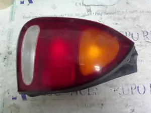 Foto de PILOTO TRASERO IZQUIERDO HYUNDAI LANTRA FAMILIAR (RD) referencia 9240329910
