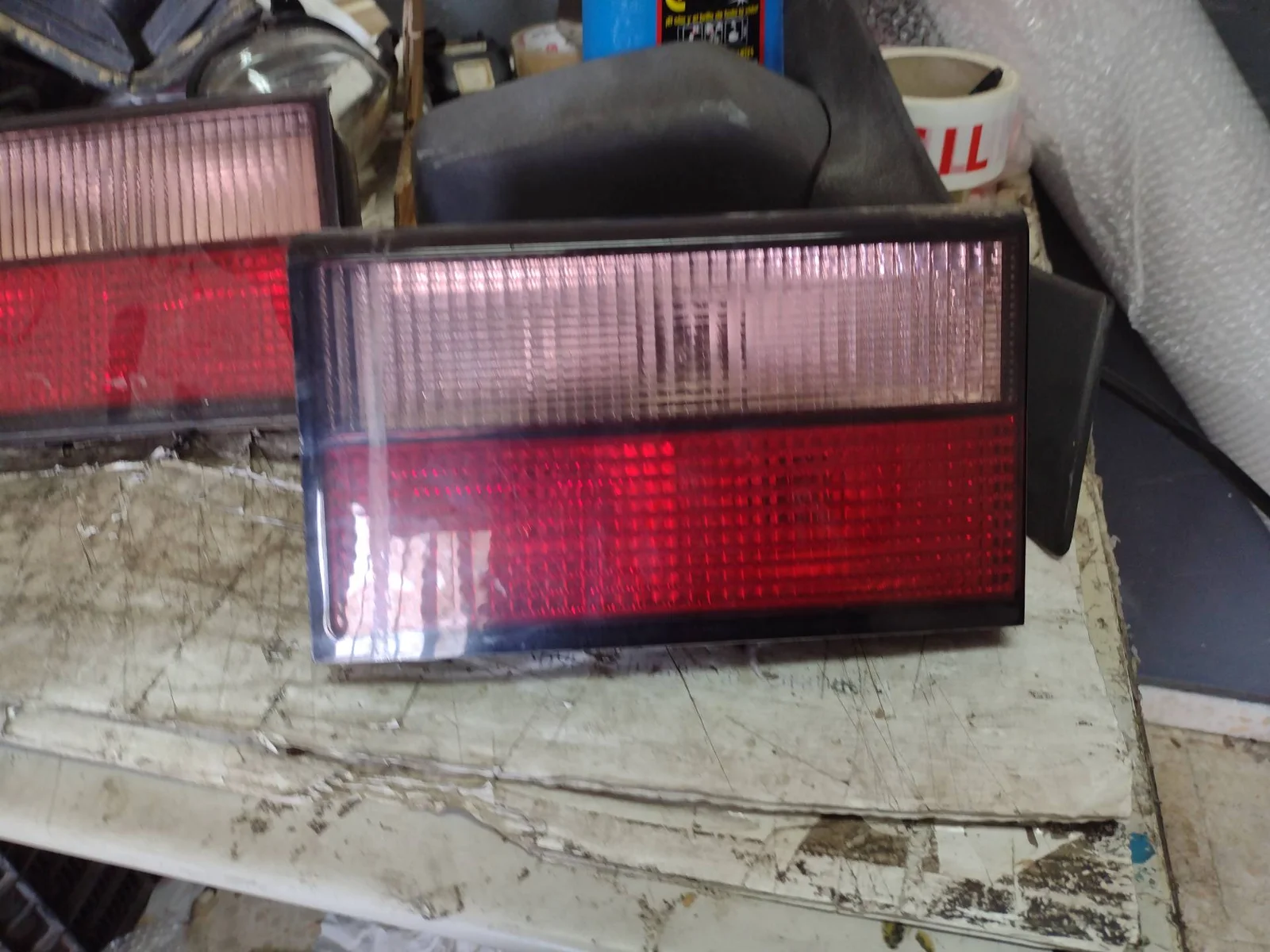 Foto de PILOTO TRASERO DERECHO INTERIOR CITROEN XANTIA BERLINA referencia 294802